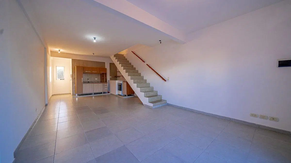 VENTA DEPTO DUPLEX VILLA SARMIENTO BALCON TERRAZA 5