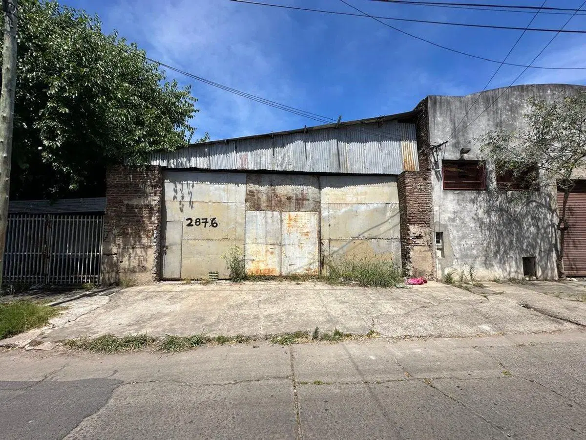 VENTA GALPON A REFACCIONAR EN SAN MARTIN 5
