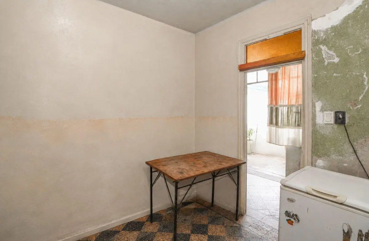 VENTA CASA EN VERSALLES SOBRE LOTE PROPIO 4