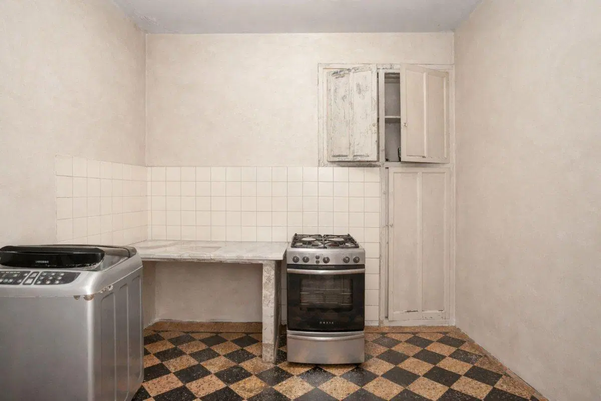 VENTA CASA EN VERSALLES SOBRE LOTE PROPIO 3