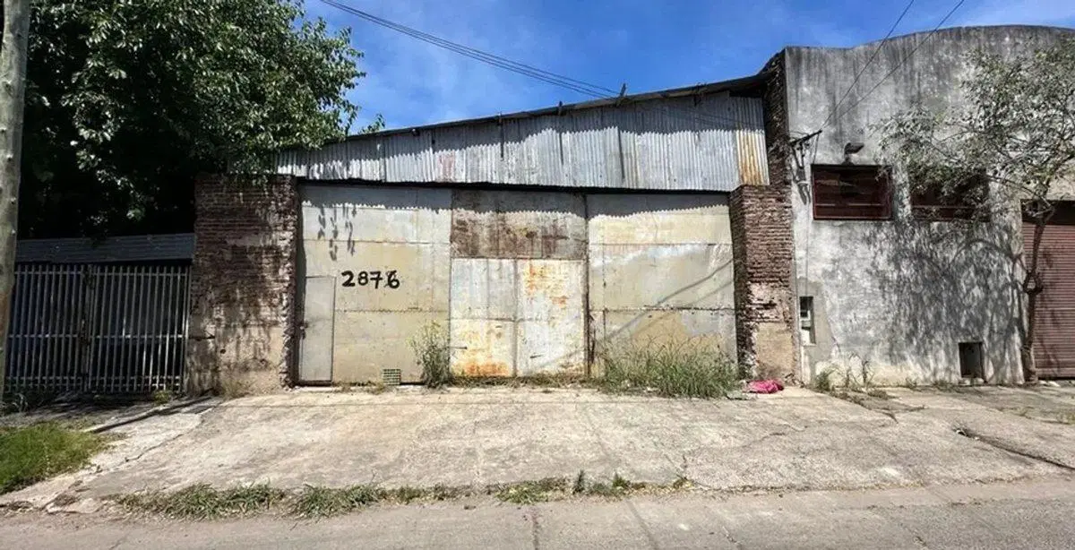 VENTA GALPON A REFACCIONAR EN SAN MARTIN 3