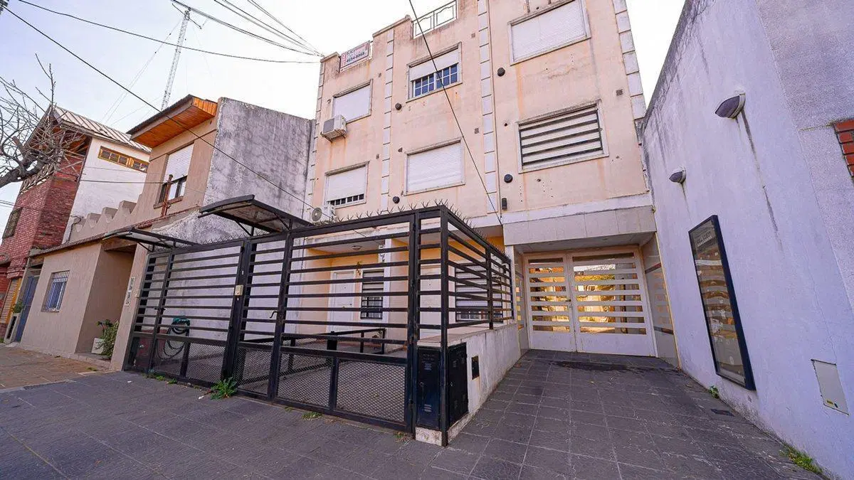 VENTA DEPARTAMENTO DOS AMBIENTES RAMOS MEJIA 4
