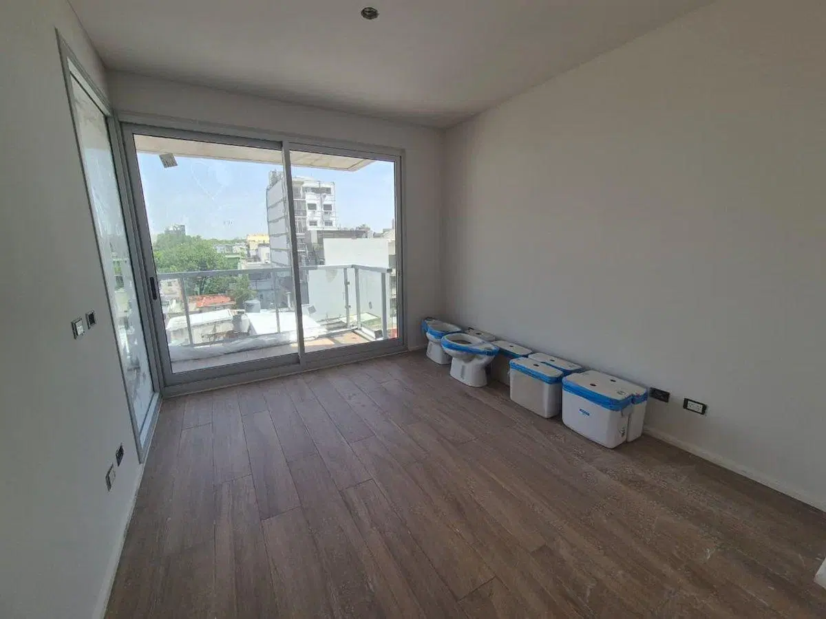 VENTA DEPARTAMENTO 2 AMBIENTES COLEGIALES BALCON 2