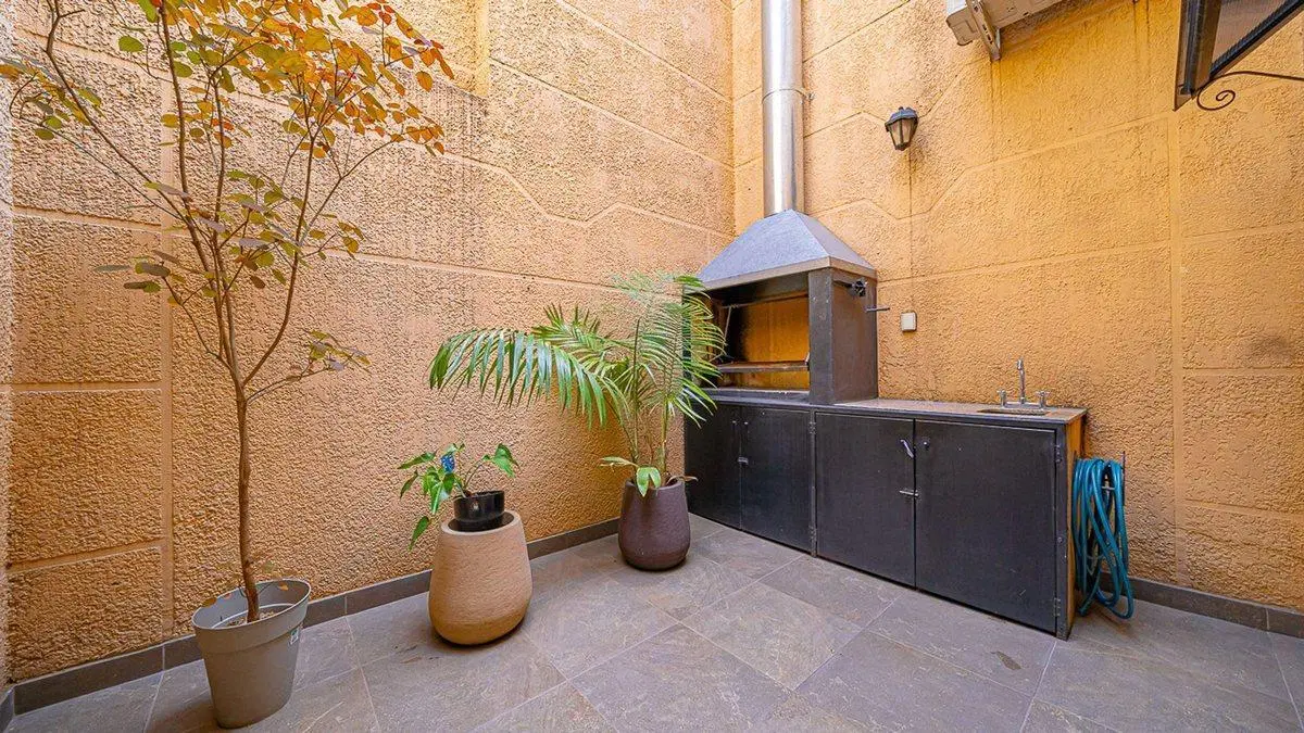 CASA 3 AMBIENTES EN VENTA EN VILLA LURO EXCELENTE 4