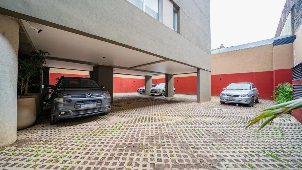 VENTA COCHERA FIJA Y CUBIERTA OLIVOS VICENTE LÓPEZ 3