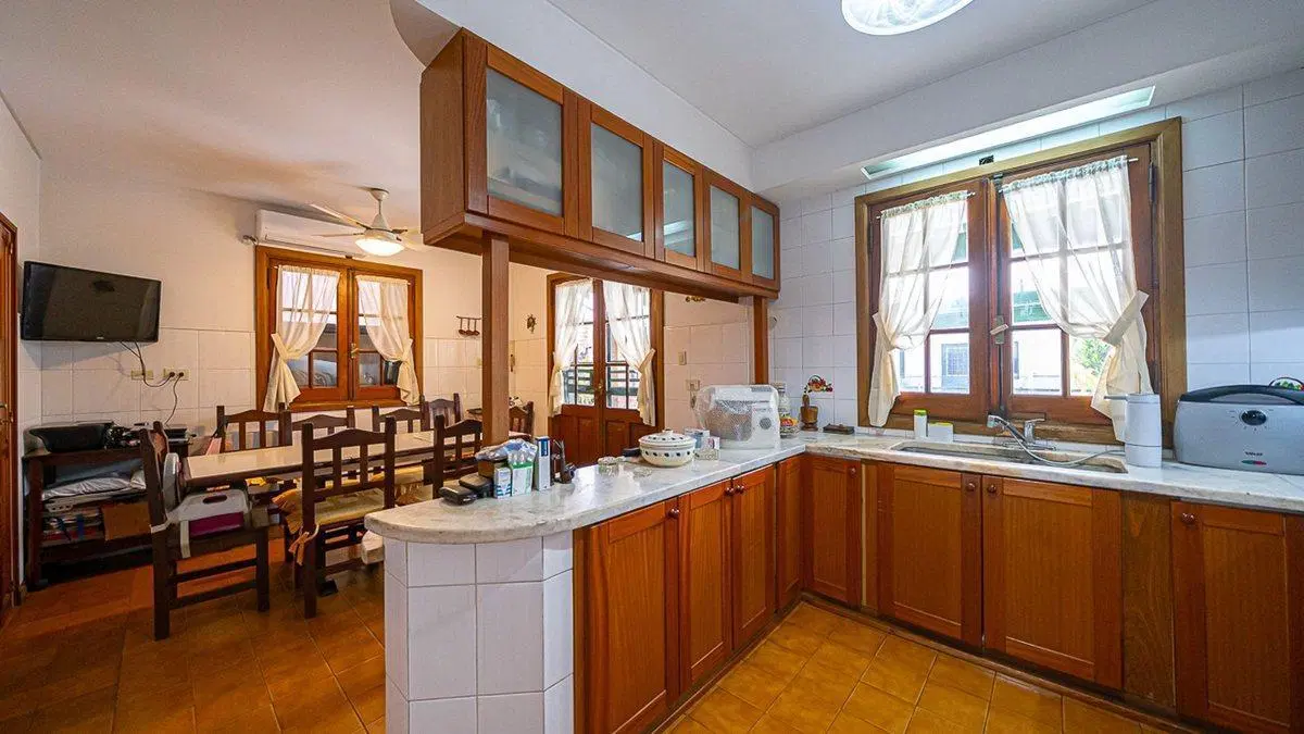 VENTA CASA OLIVOS CENTRO 5 AMBIENTES 5