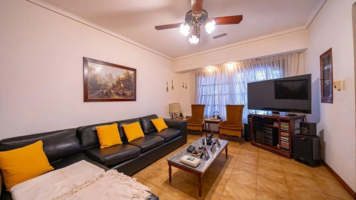 VENTA CASA OLIVOS CENTRO 5 AMBIENTES 4
