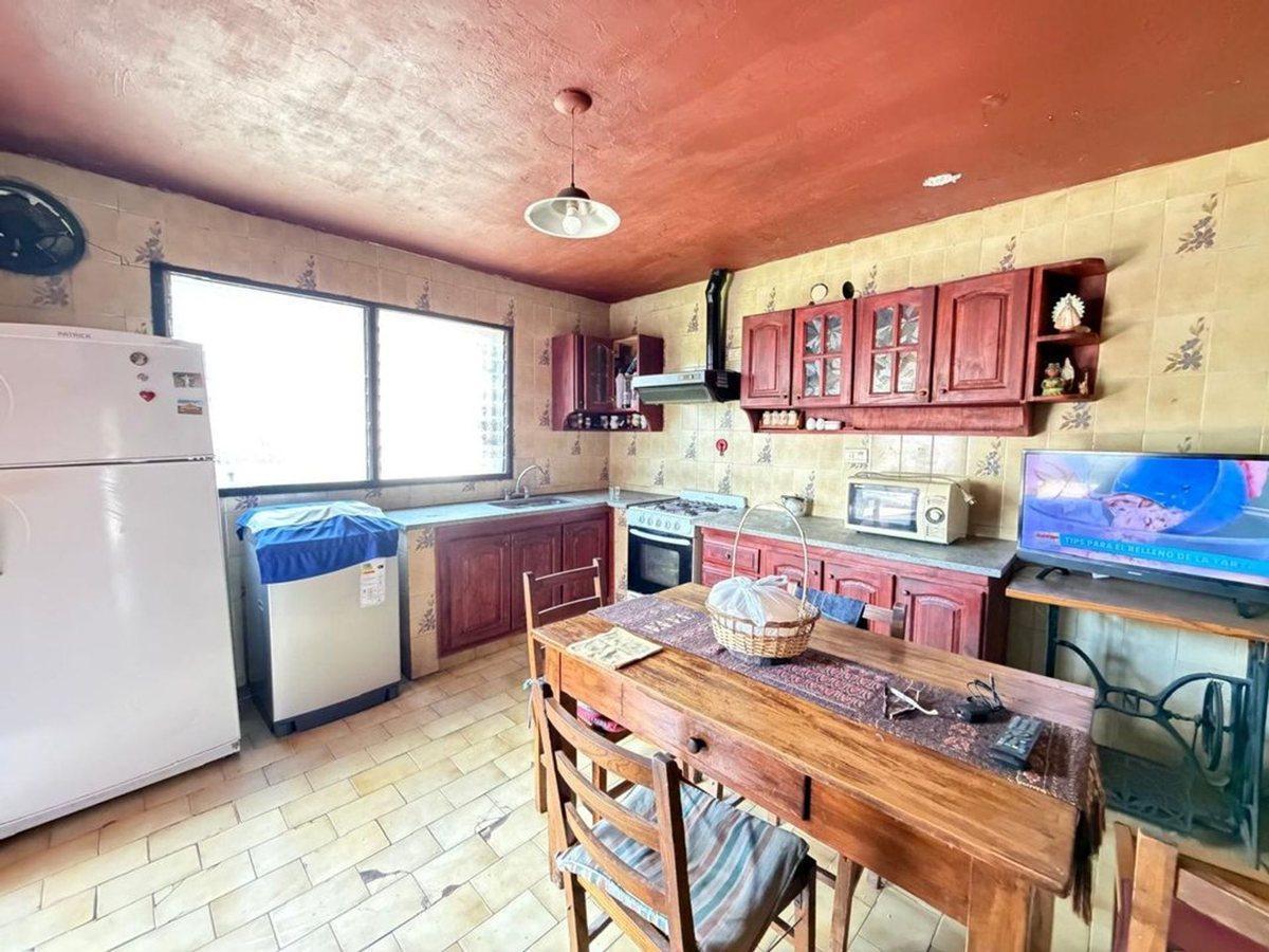 VENTA 2 CASAS 3 AMB RAMOS MEJIA LOTE PROPIO