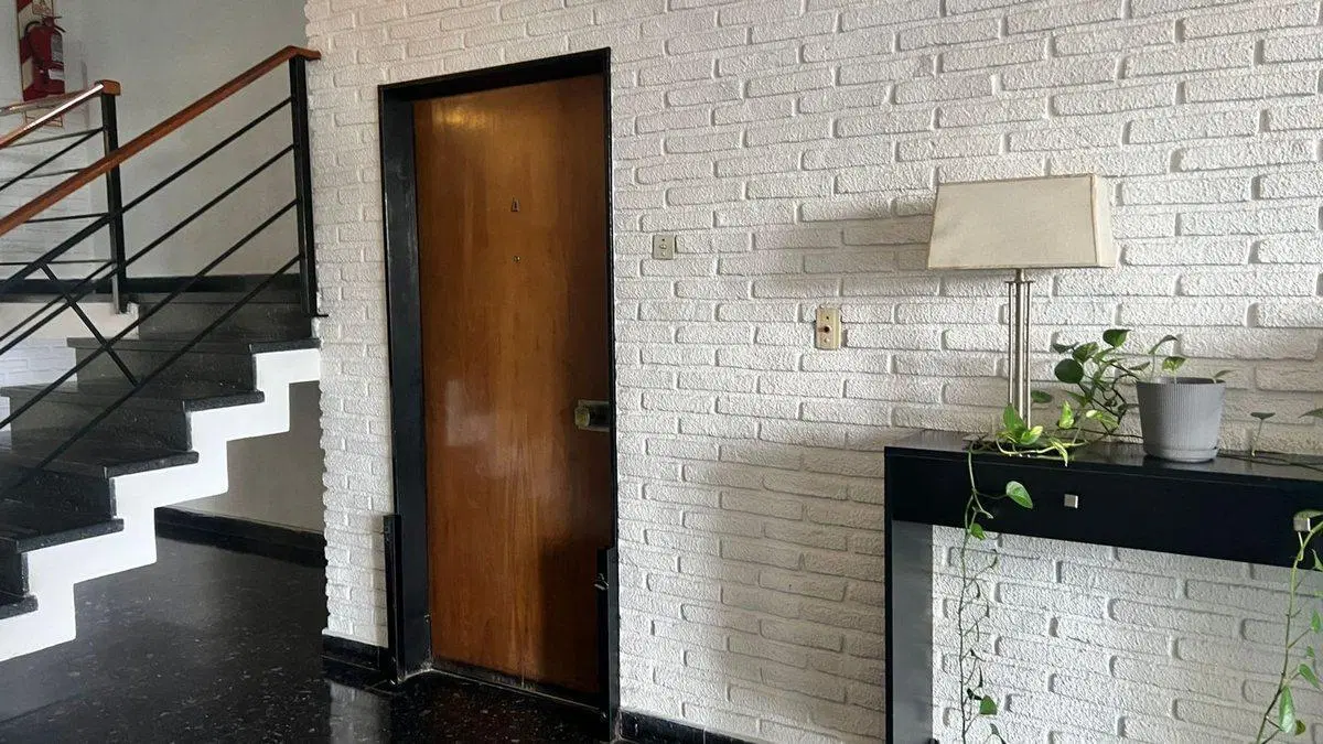 DEPARTAMENTO  APTO PROFESIONAL EXCELENTE UBICACION 3