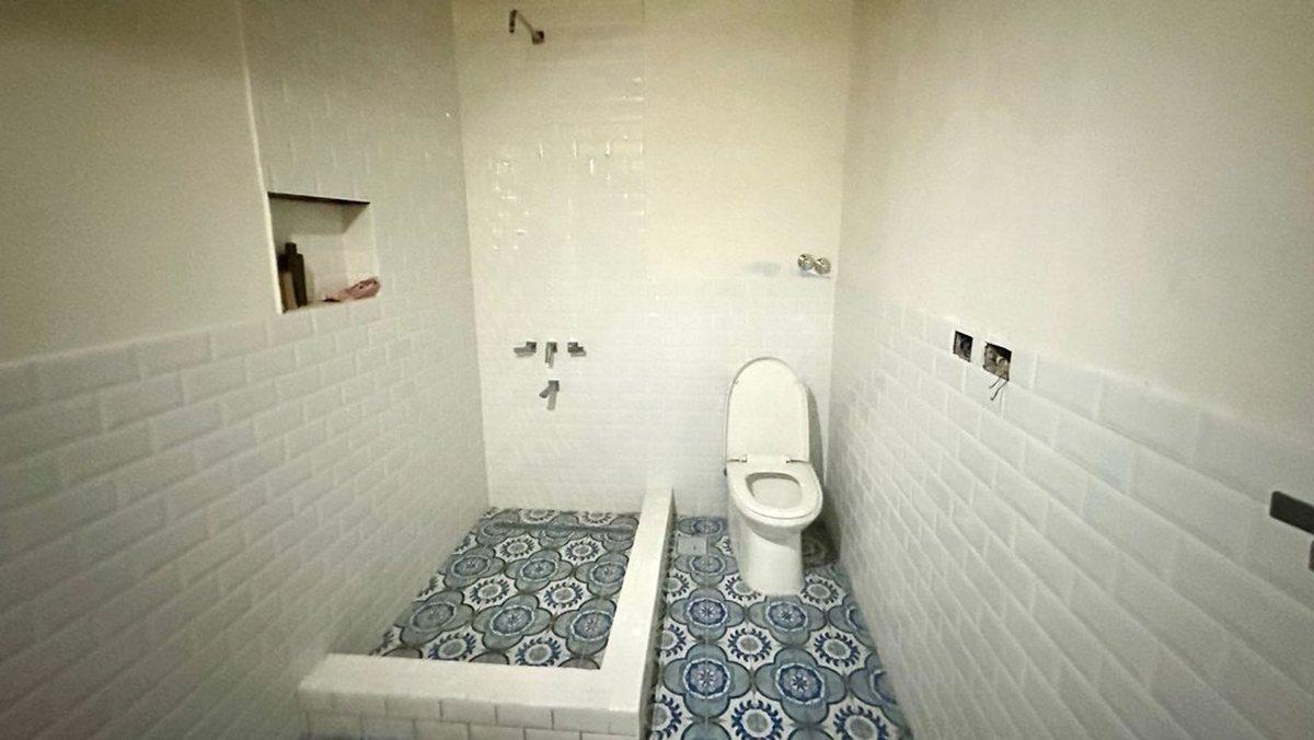 VENTA CASA A TERMINAR EN GENERAL RODRIGUEZ PILETA