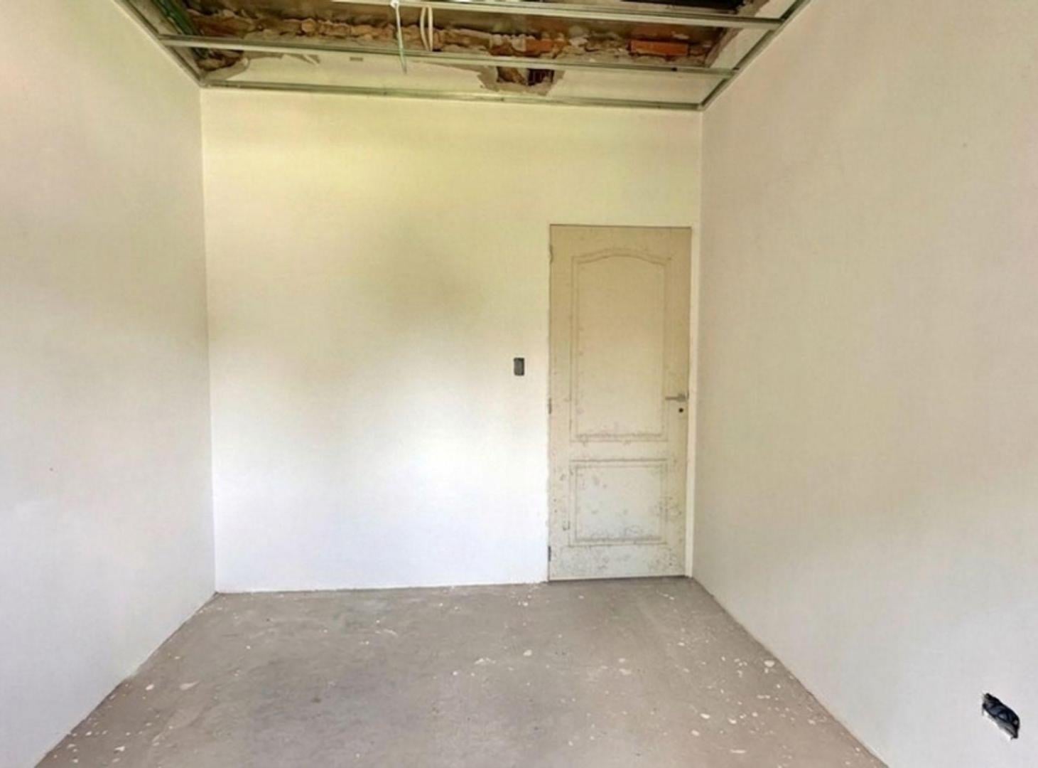 VENTA CASA A TERMINAR EN GENERAL RODRIGUEZ PILETA