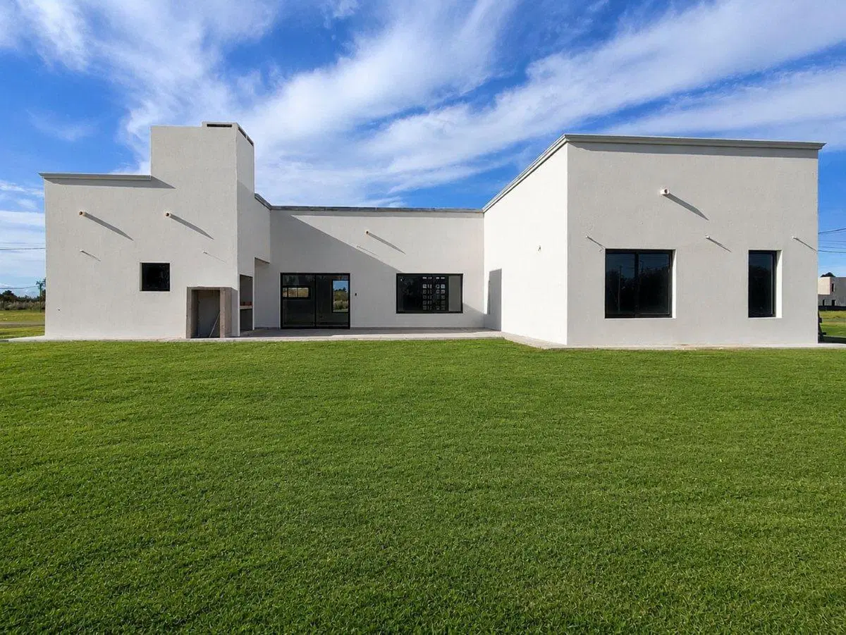 CASA VENTA PRADERAS 57 CAÑUELAS 4 AMBIENTES COCHER 3