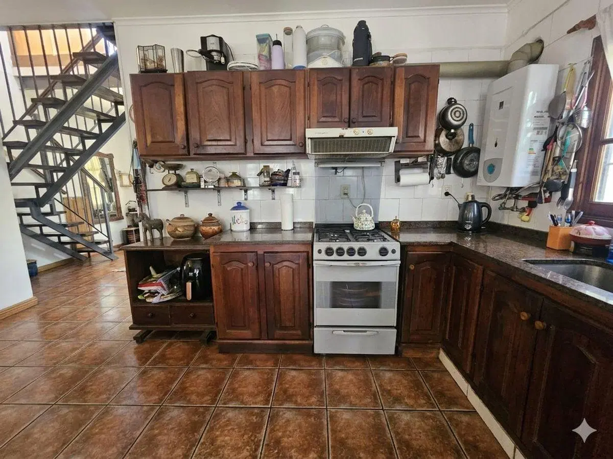 VENTA CASA 3 AMBIENTES Y MEDIO BARRIO TIEMPO LIBRE 2