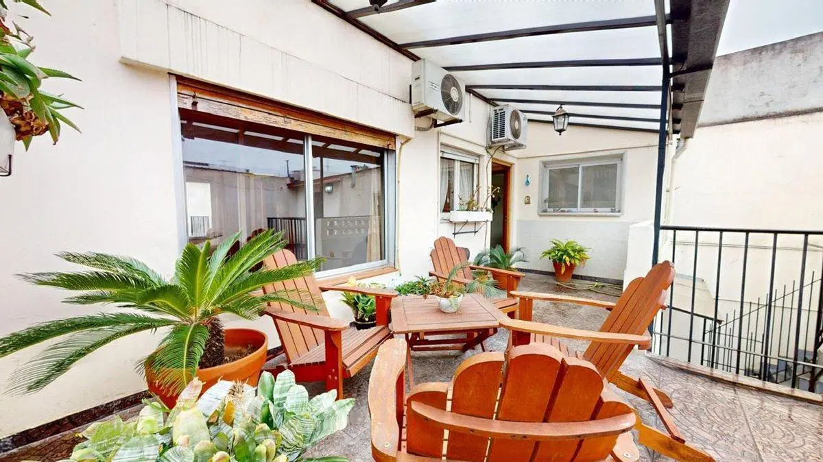 CASA MULTIFAMILIAR VILLA LUGANO 373 M2 2