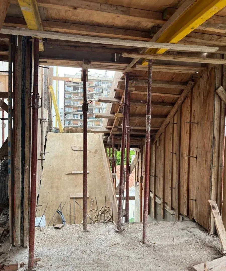 VENTA LOCAL COMERCIAL NUÑEZ CON FINANCIACION POZO 2