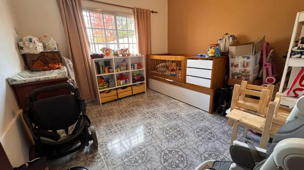 CASA 6 AMBIENTES VENTA DON TORCUATO PARQUE PILETA 2