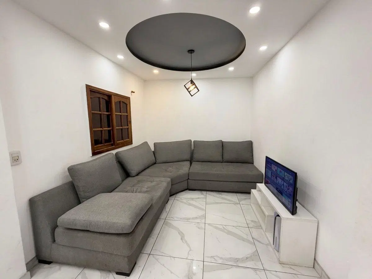 VENTA CASA 4 AMBIENTES CON PARQUE LOMAS DE ZAMORA 5
