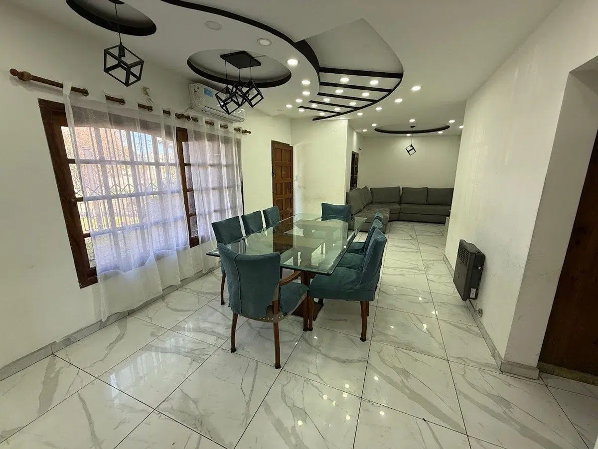 VENTA CASA 4 AMBIENTES CON PARQUE LOMAS DE ZAMORA 4