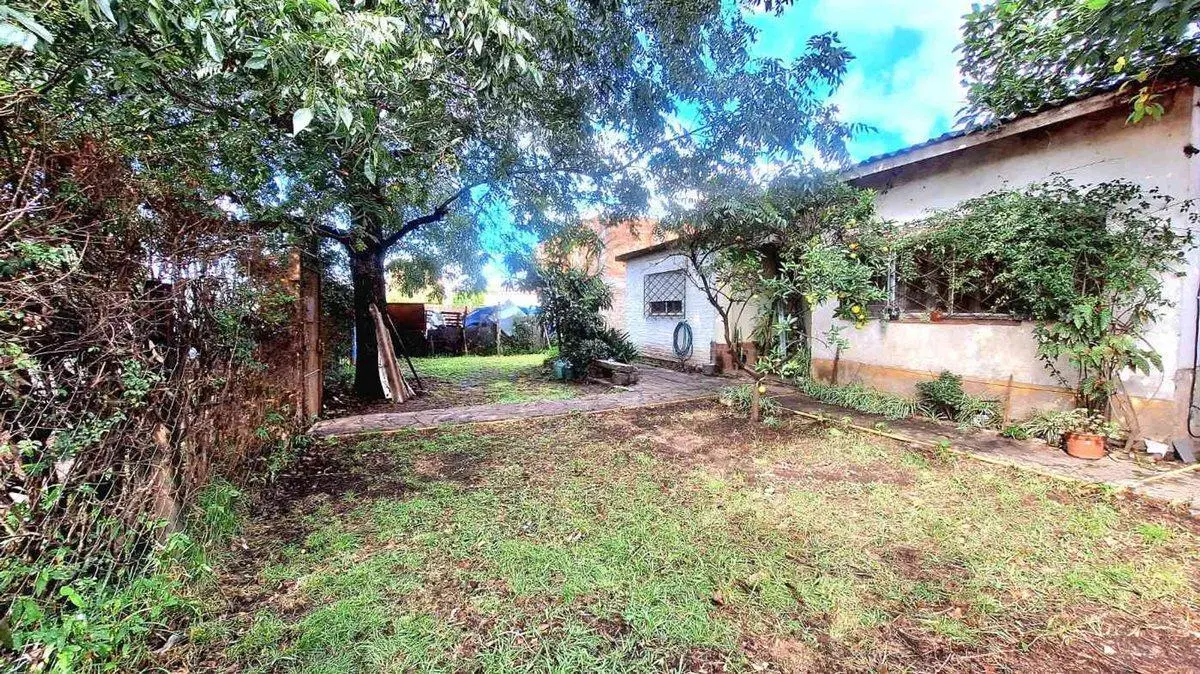 CASA 3 AMB VENTA TORTUGUITAS TERRENO 20 x 28 MTS 5