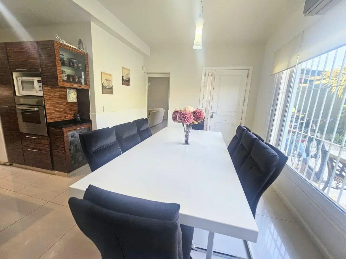 VENTA CASA TRES AMBIENTES PILETA APTO CRÉDITO 4