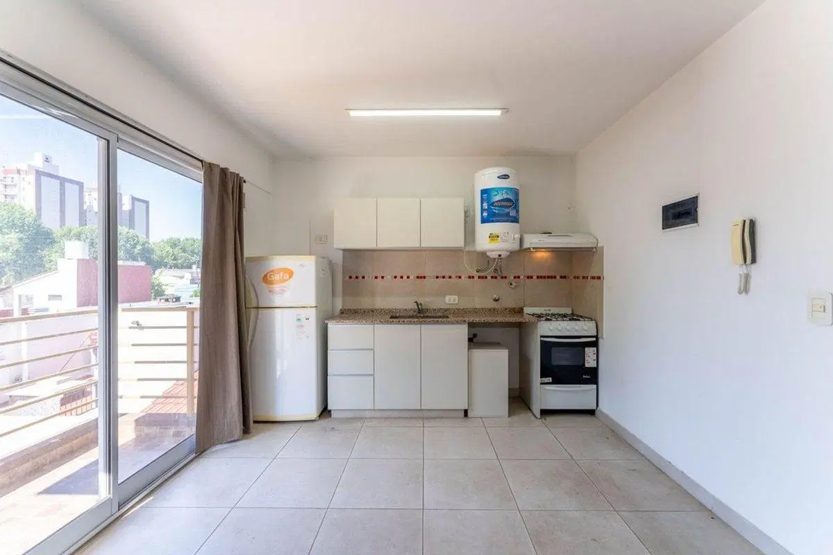 VENTA DEPARTAMENTO 2 AMBIENTES STOS LUGARES BALCON 3