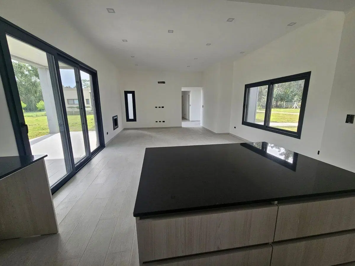 VENTA CASA 4 AMBIENTES SANTA IRENE A ESTRENAR 5