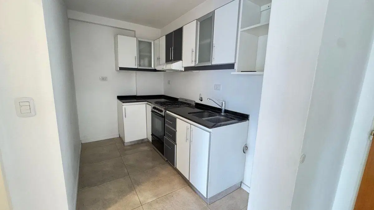 DEPARTAMENTO 2 AMBIENTES ALQUILER PILAR COCHERA 2