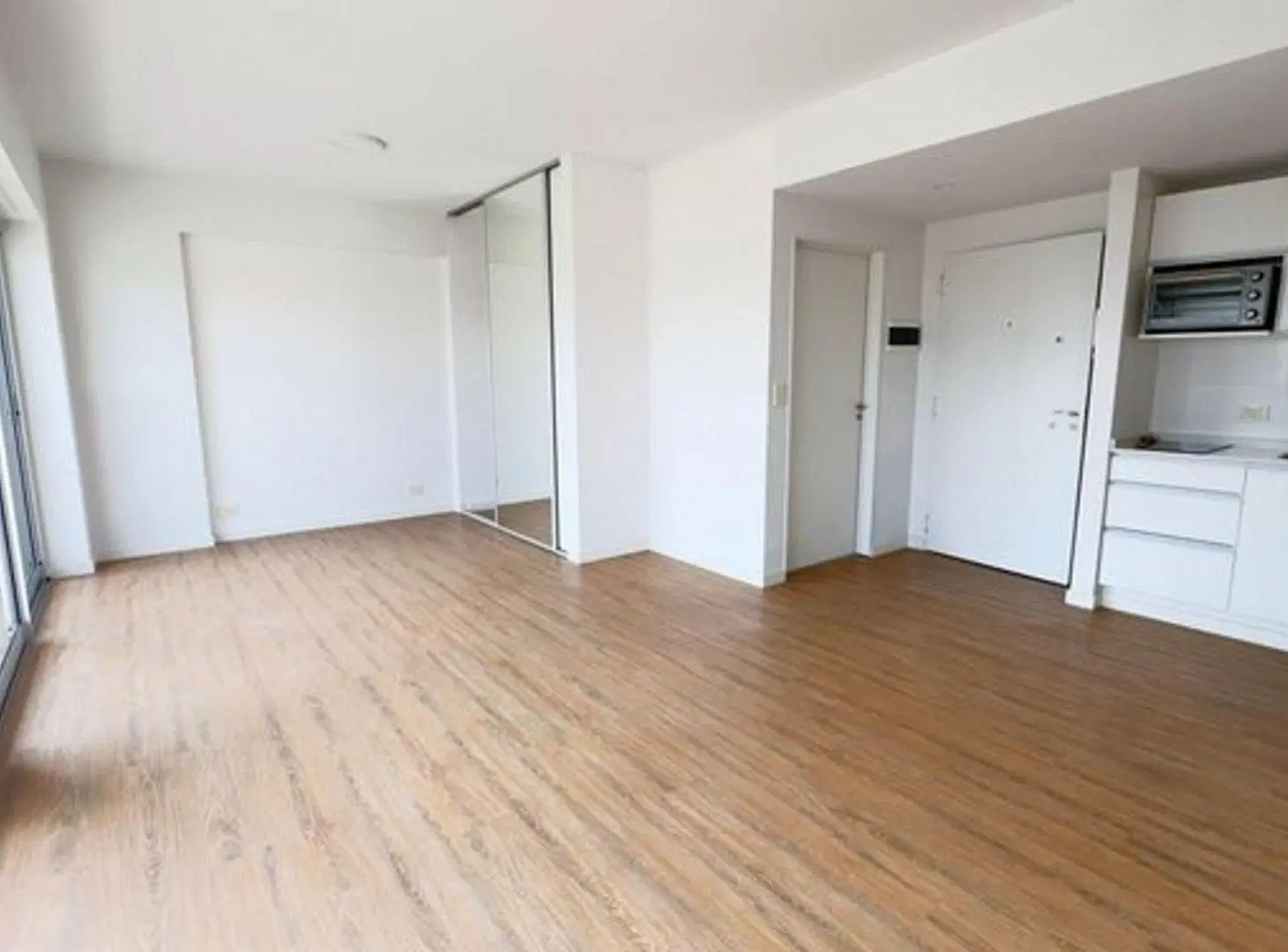DEPARTAMENTO MONOAMBIENTE VENTA RECOLETA BALCON 4