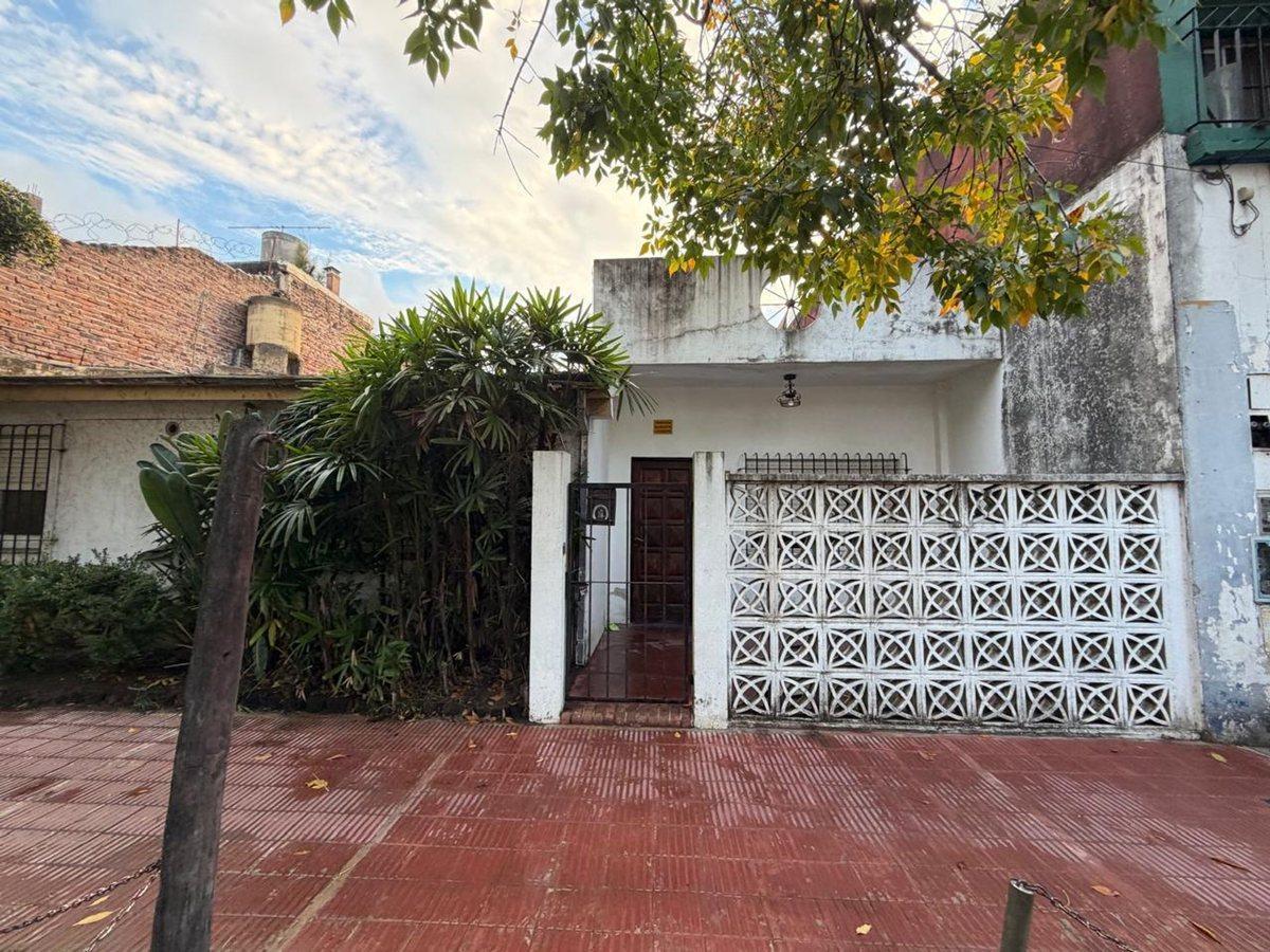 Venta PH 3 ambientes 75 m2 frente Victoria