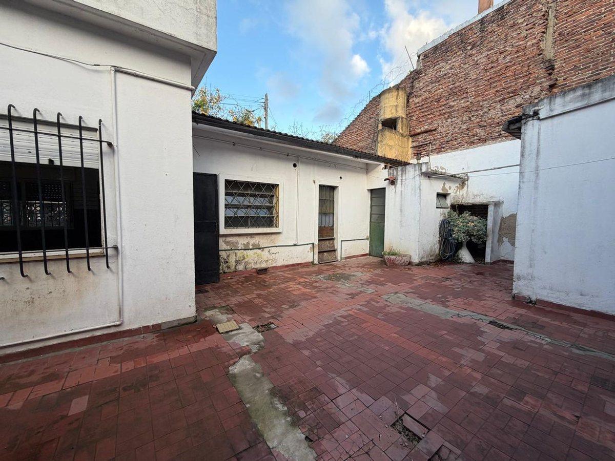 Venta PH 3 ambientes 75 m2 frente Victoria