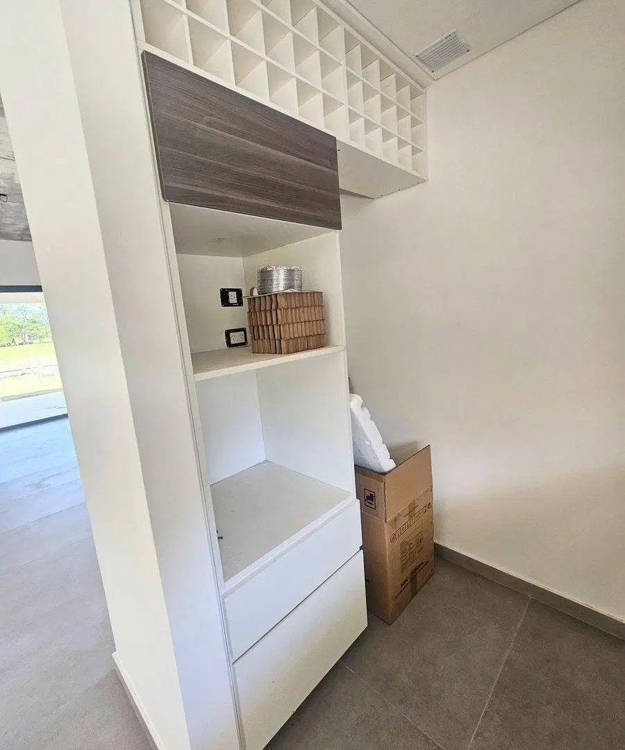 CASA 4 AMBIENTES EN EVERLINKS LUJAN CON PISCINA 2