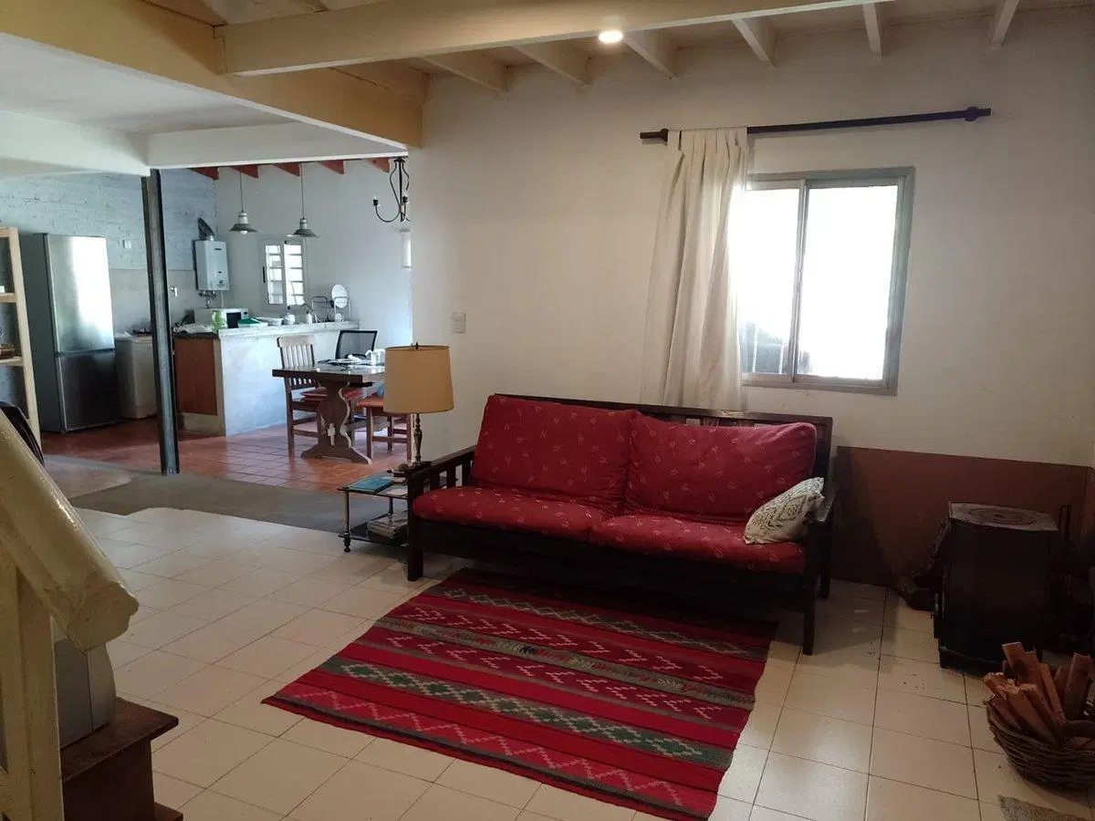 VENTA CASA 4 AMBIENTES BARRIO TIEMPO LIBRE 2