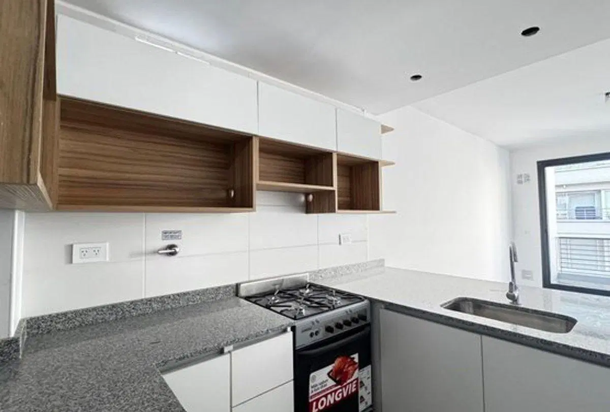 DEPARTAMENTO 2 AMBIENTES VENTA ALMAGRO BALCON 2