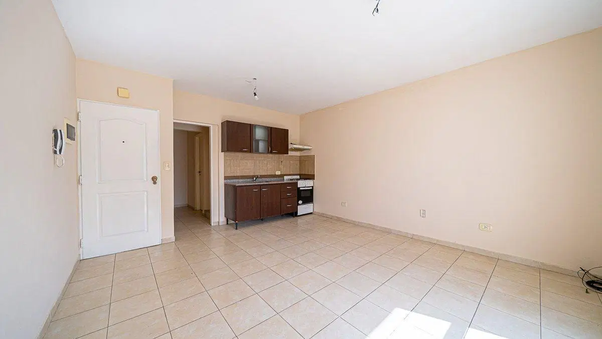 VENTA DEPARTAMENTO 2 AMBIENTES CIUDADELA BALCON 5