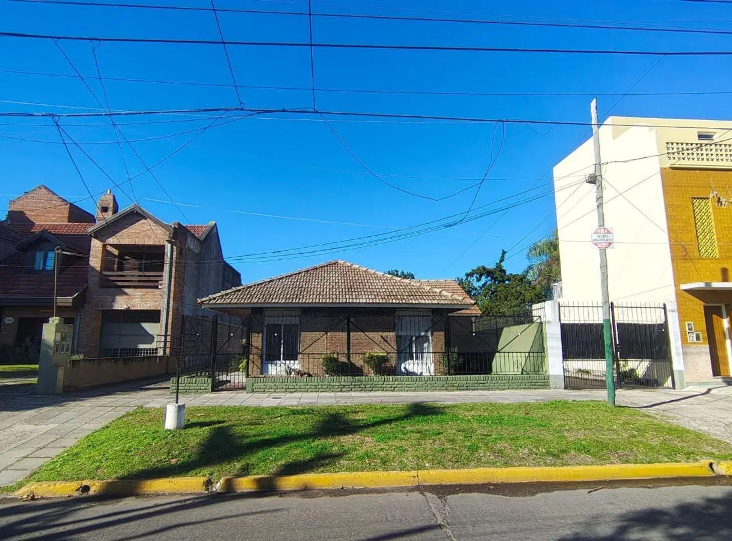 VENTA PH 3 AMB TEMPERLEY QUINCHO COCHERA 2