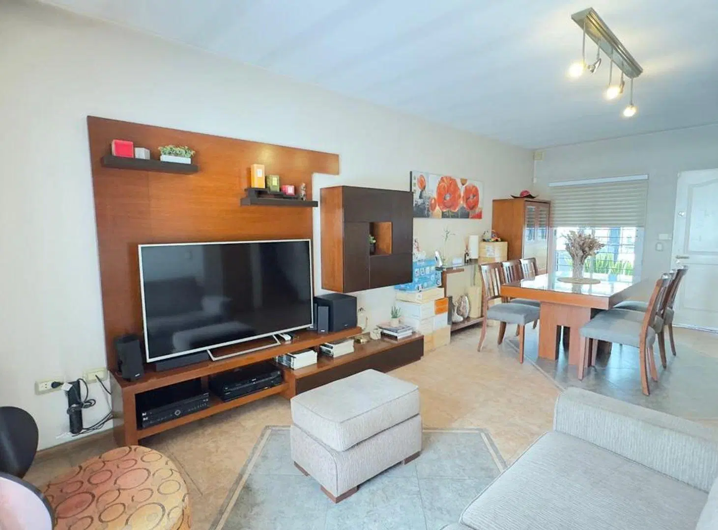 CASA 4 AMBIENTES  VENTA ITUZAINGO GARAGE PILETA 4
