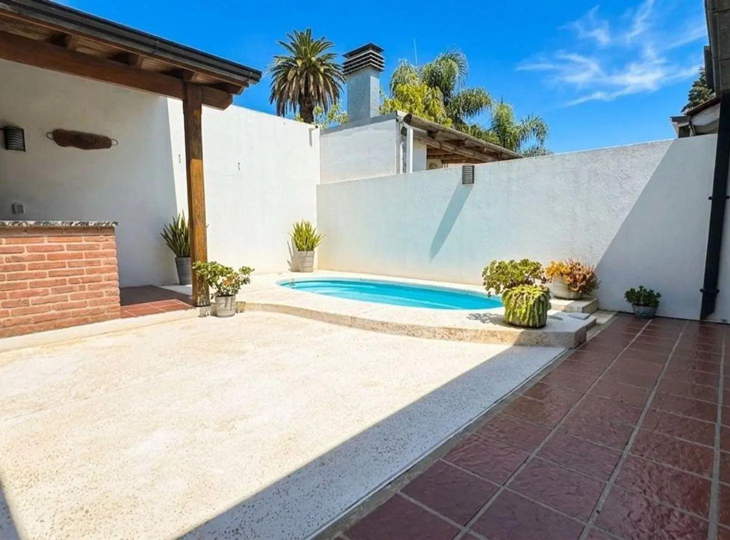 CASA 4 AMBIENTES  VENTA ITUZAINGO GARAGE PILETA 3