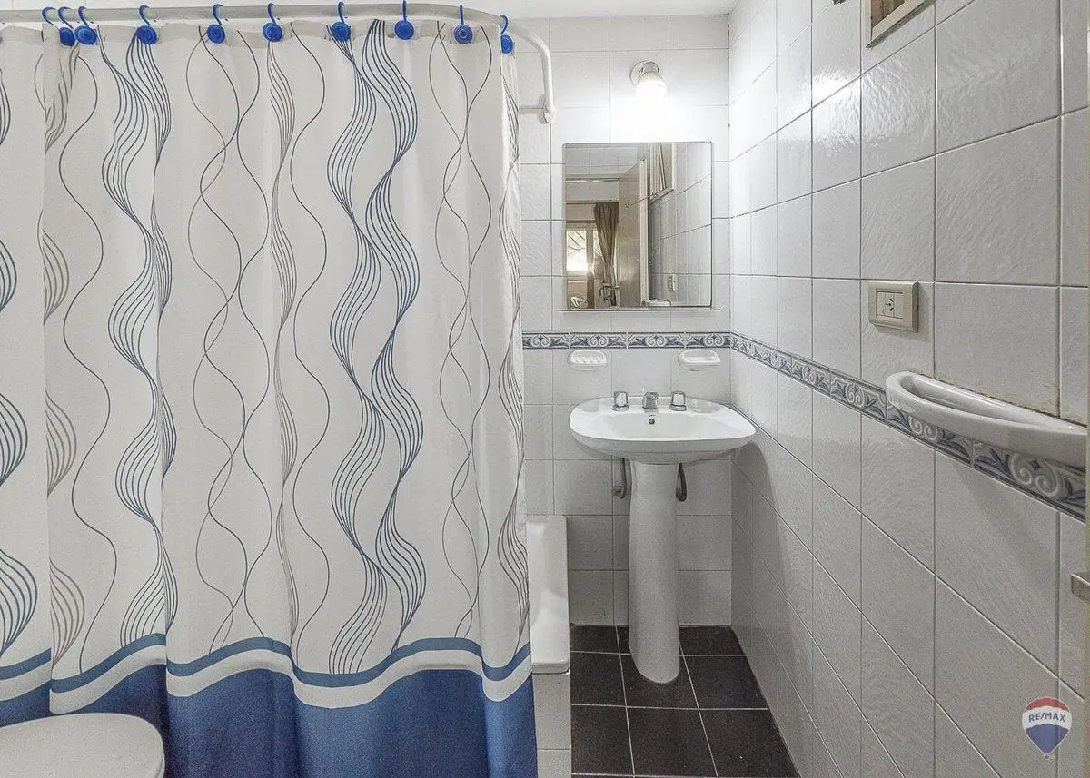 VENTA DEPARTAMENTO 2 AMBIENTES CON PATIO FLORES SIN EXPENSAS 5