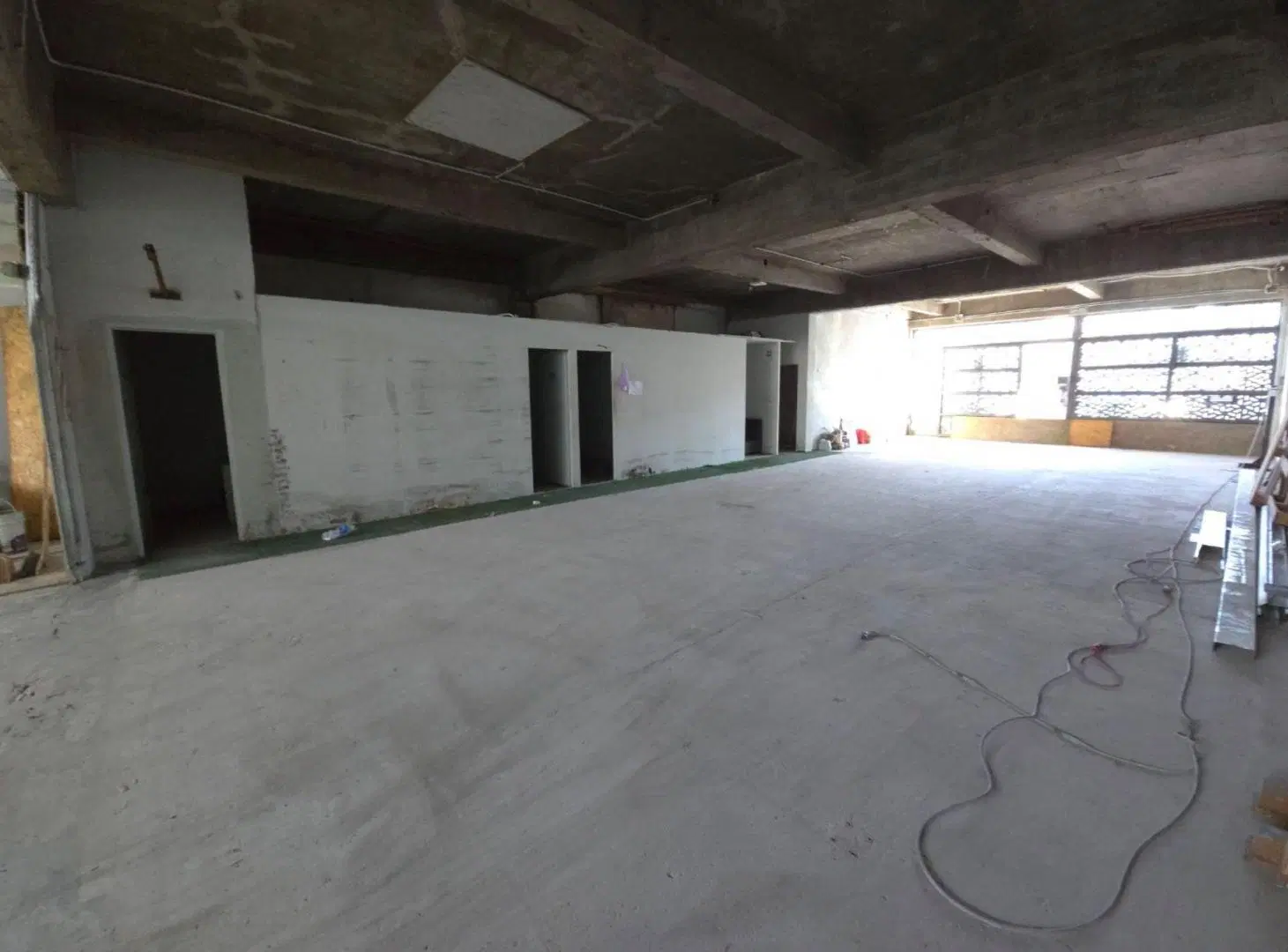 ALQUILER COMERCIAL 50 METROS LA SALLE FLORIDA 2