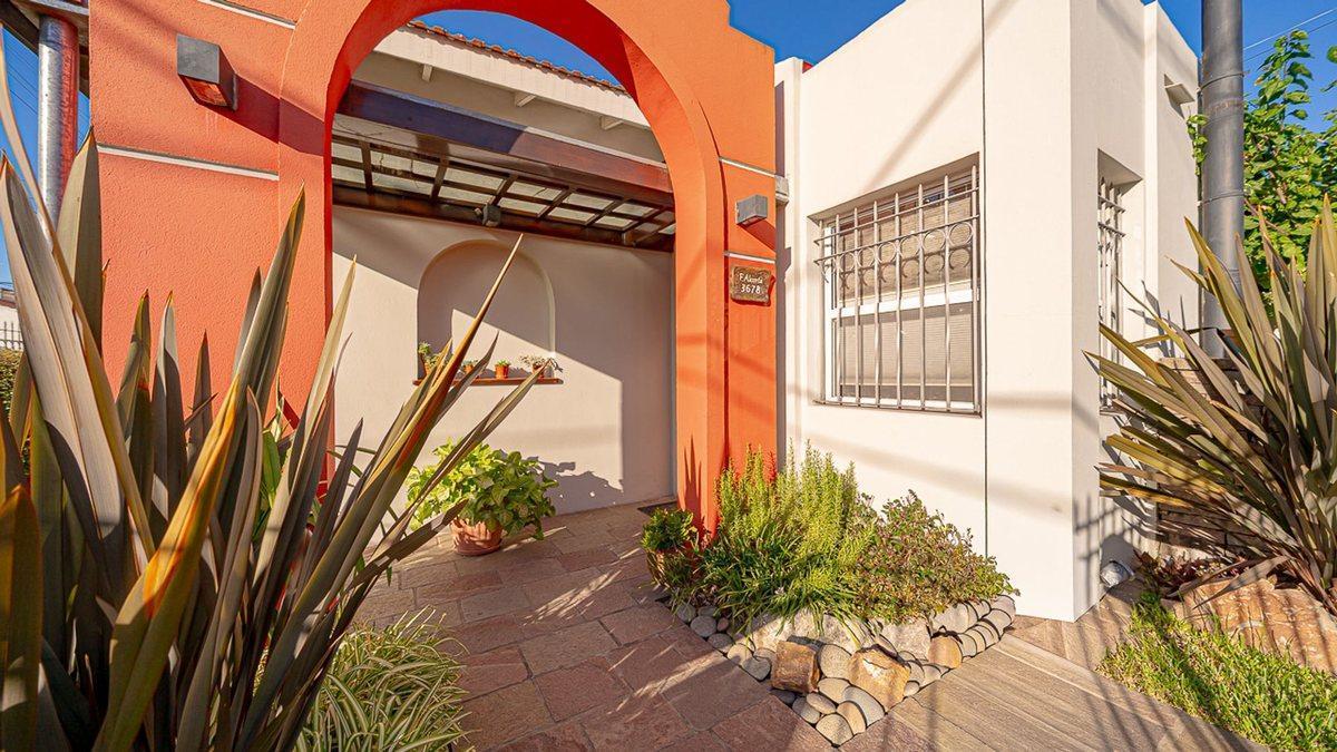 Foto de CASA EN VENTA 4 AMBIENTES SAN JUSTO PATIO TERRAZA, imagen 3