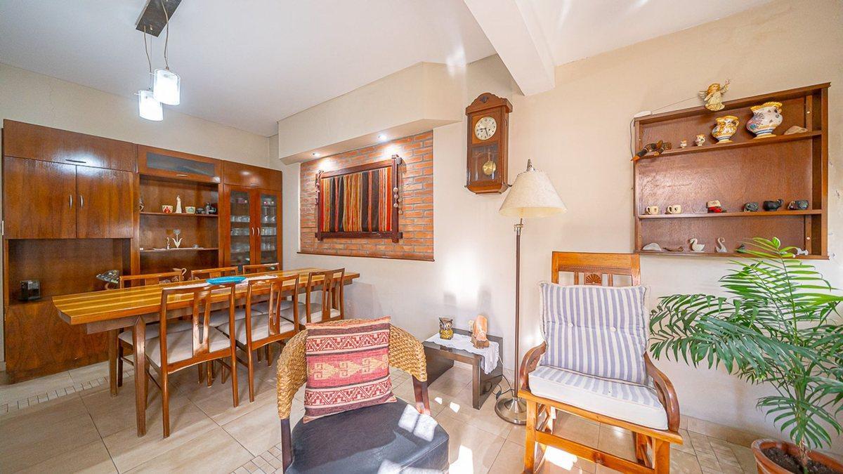 Foto de CASA EN VENTA 4 AMBIENTES SAN JUSTO PATIO TERRAZA, imagen 1
