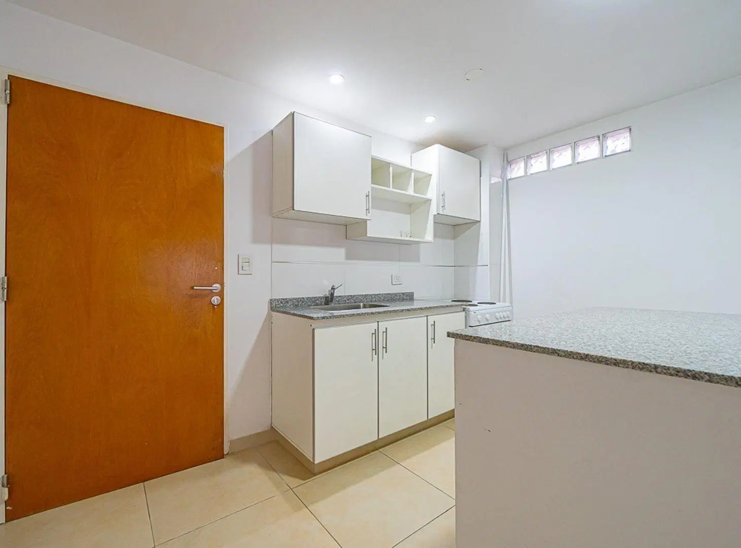 VENTA MONOAMBIENTE AMPLIO CON BALCÓN VILLA URQUIZA 4