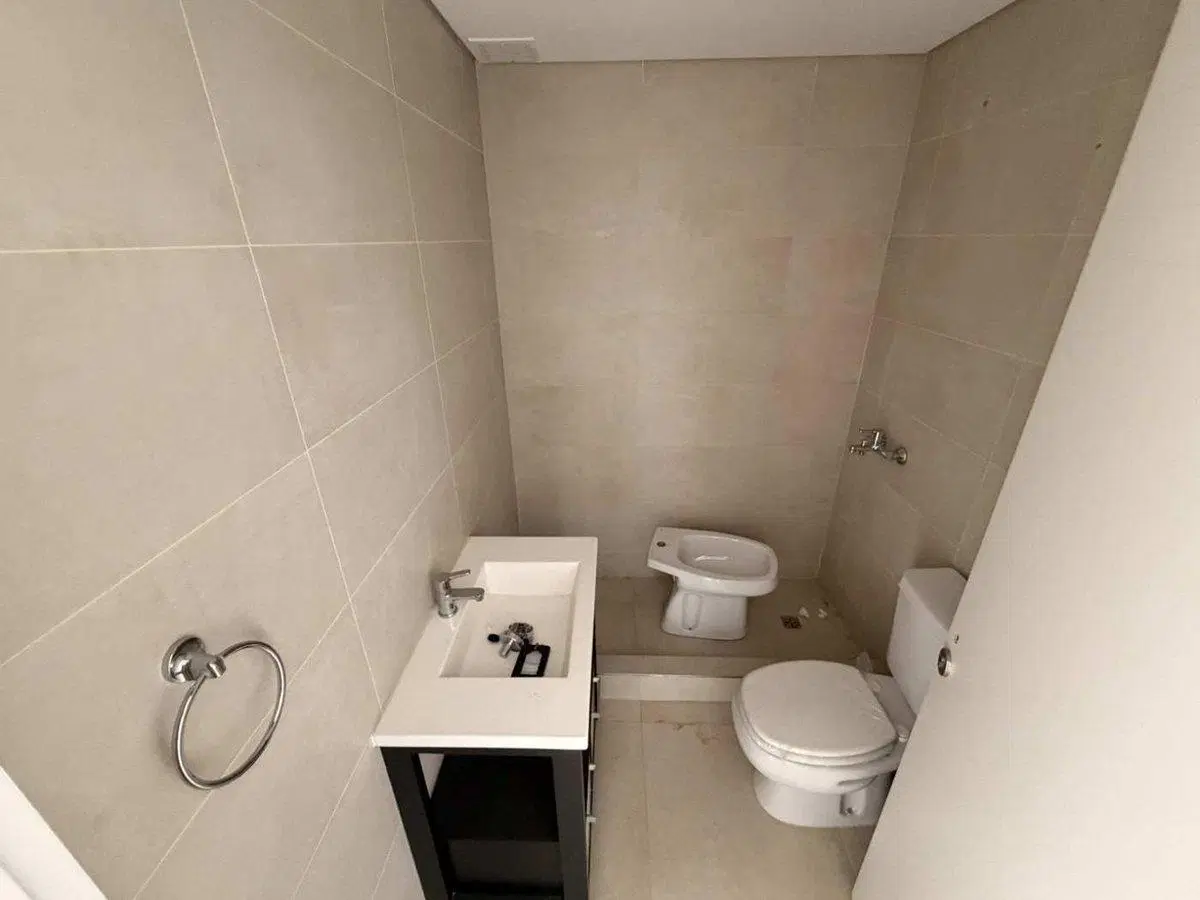 VENTA DPTO 2 AMBIENTES RAMOS MEJIA BALCON CORRIDO 5