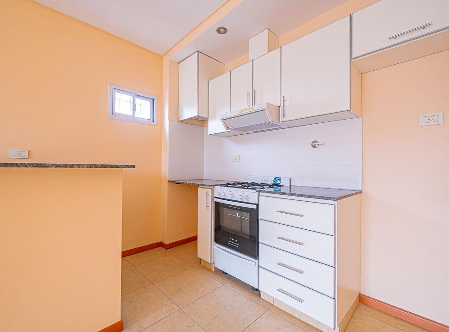 Foto de VENTA MONOAMBIENTE A ESTRENAR ISIDRO CASANOVA, imagen 3