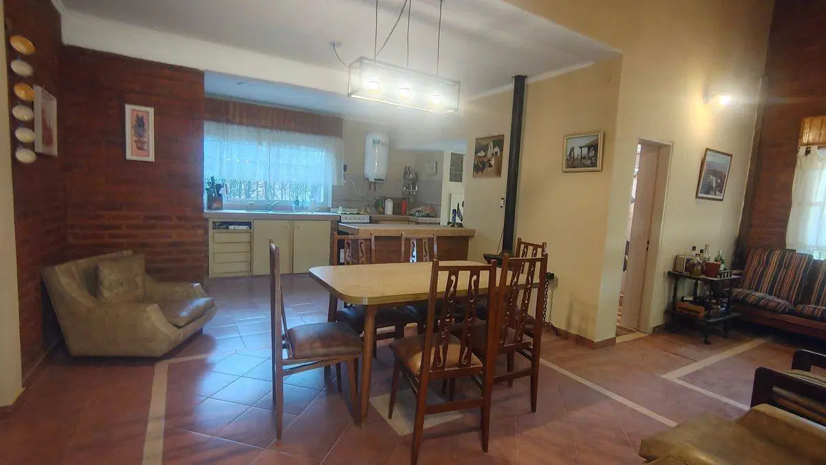 VENTA CASA QUINTA 3 AMBIENTES TRISTAN SUAREZ 4