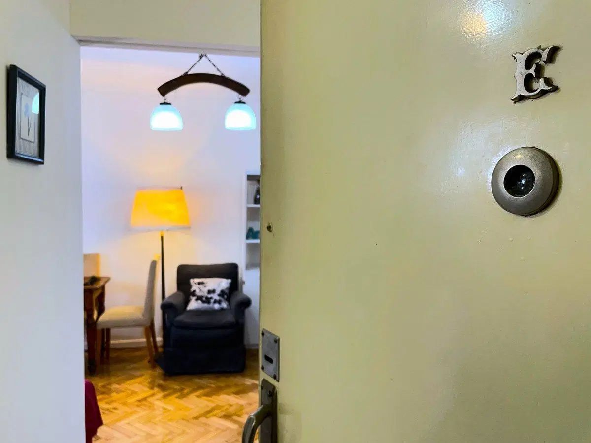 DEPARTAMENTO 2 AMBIENTES VENTA EN MONSERRAT 8