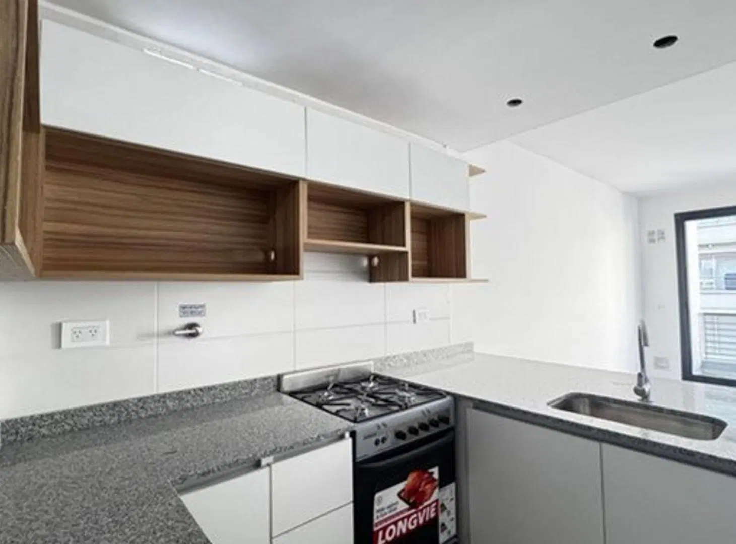 DEPARTAMENTO 2 AMBIENTES VENTA ALMAGRO BALCON 2