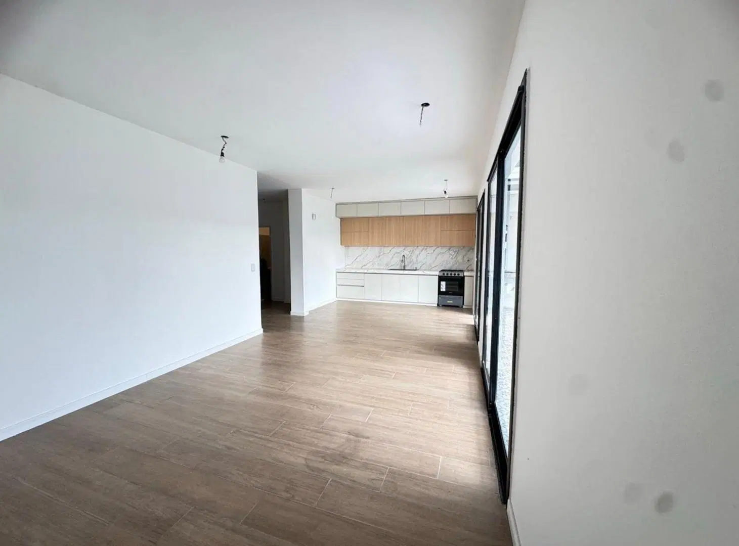 CASA 4 AMBIENTES VENTA ITUZAINGO NORTE RECICLADA 8