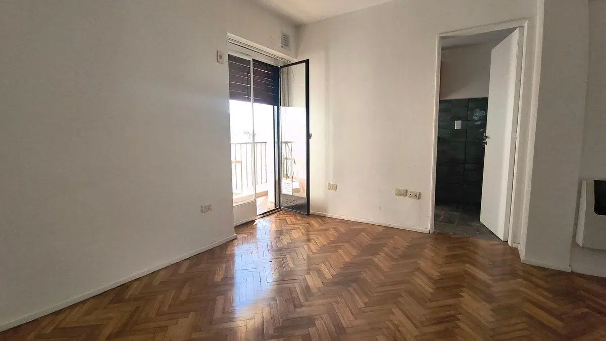 DEPARTAMENTO ALQUILER 2AMB RECOLETA CON BALCON 4