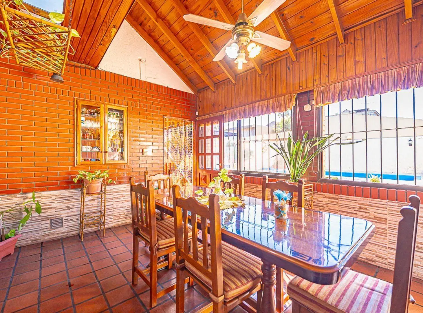 VENTA CASA VILLA LUZURIAGA JARDIN PÍLETA COCHERA 4